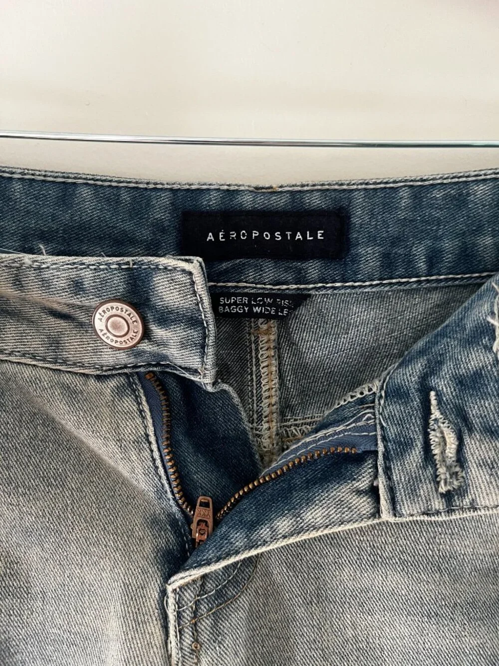 Aeropostale low loose